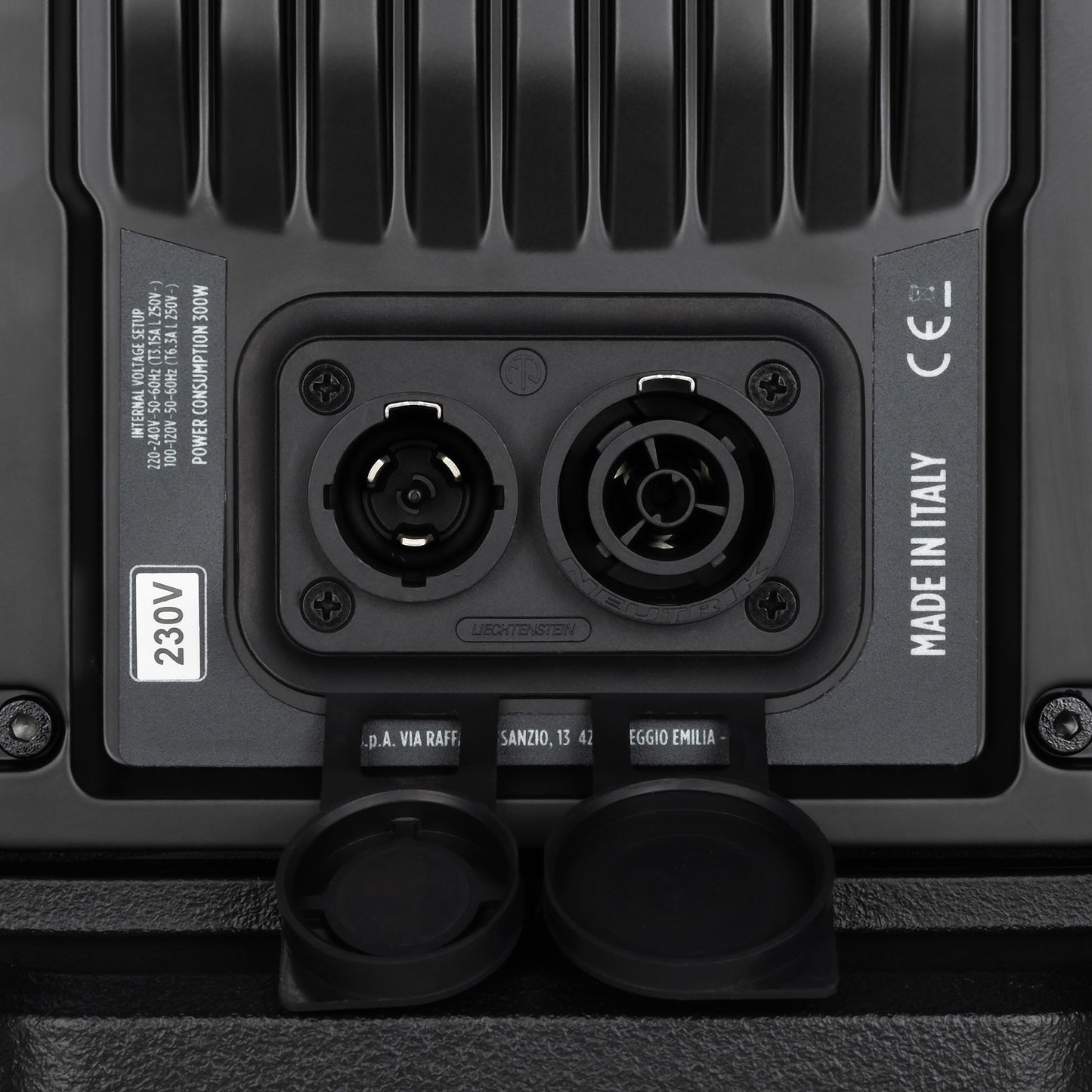 RCF ART-945-A- detail power connection