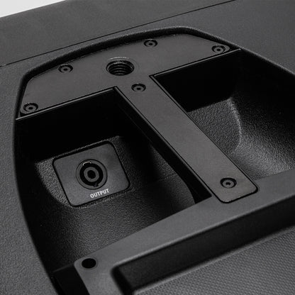 RCF Evox J8 Subwofer output oberseite