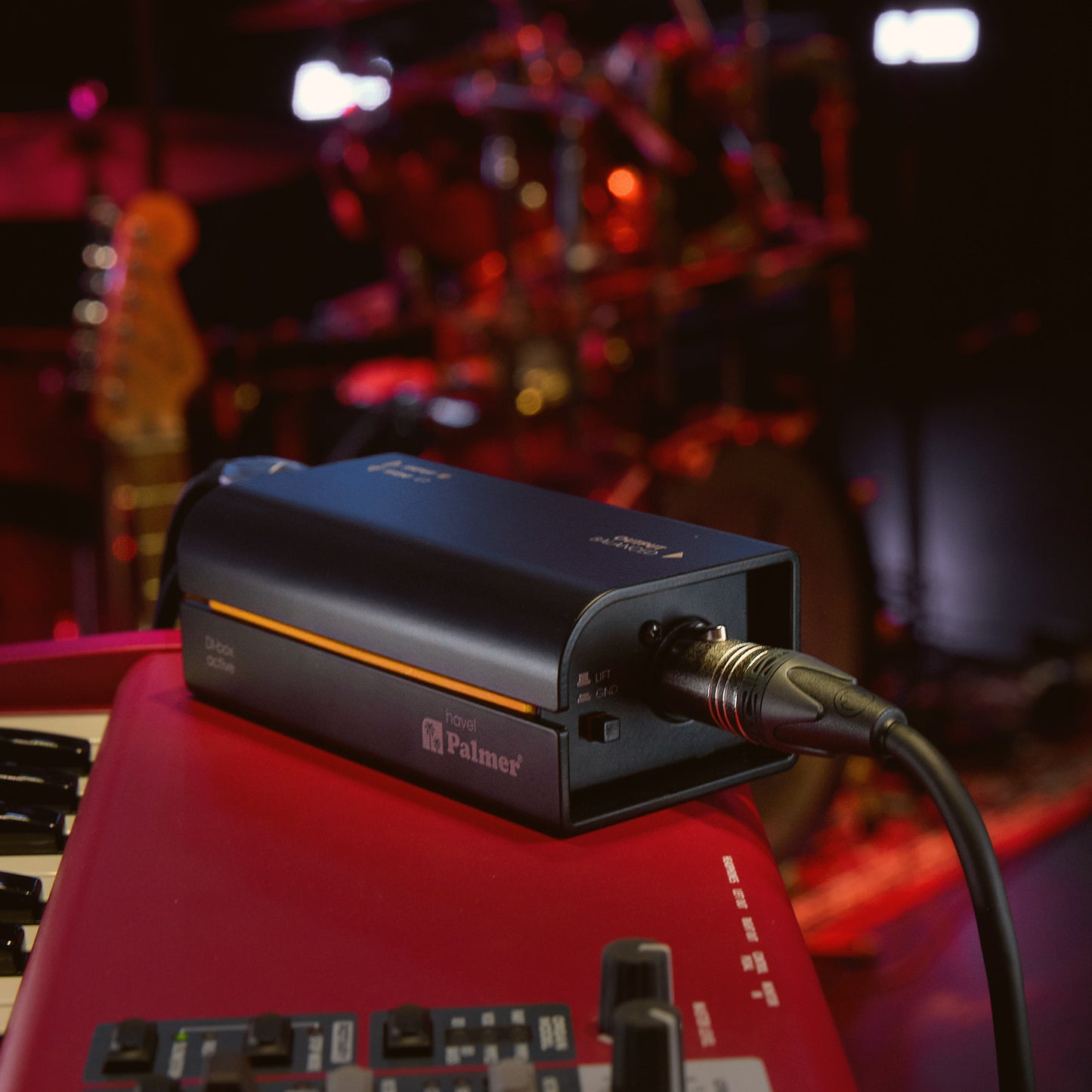 Palmer Havel Active DI Box on stage connected