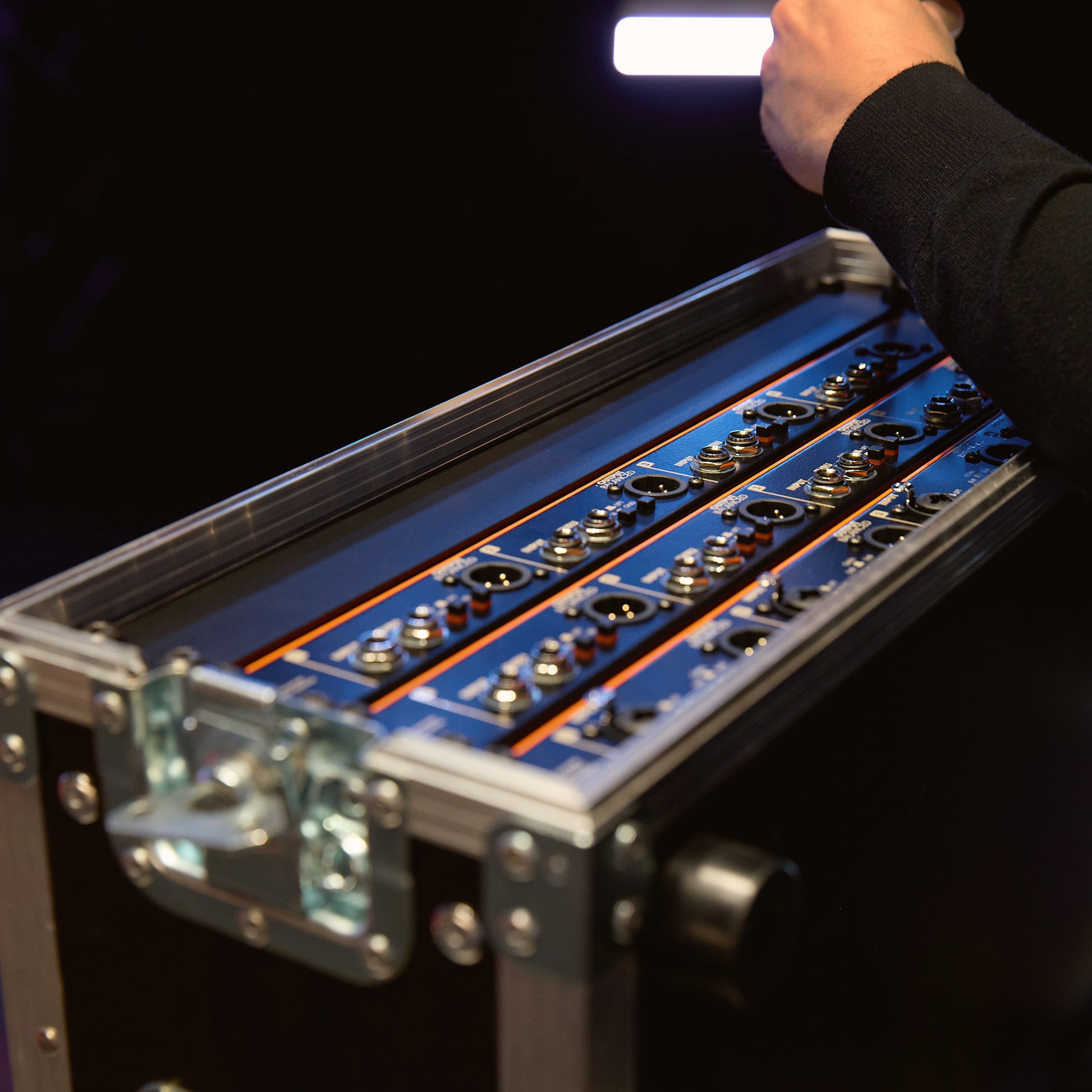Palmer Bridge DI Box im Rack